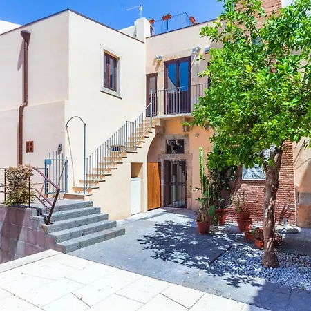 Vakalu-piazza Duomo Charming Apartment