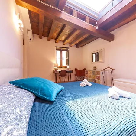 Appartement Guesthost - Vakalu Piazza Duomo Charming *